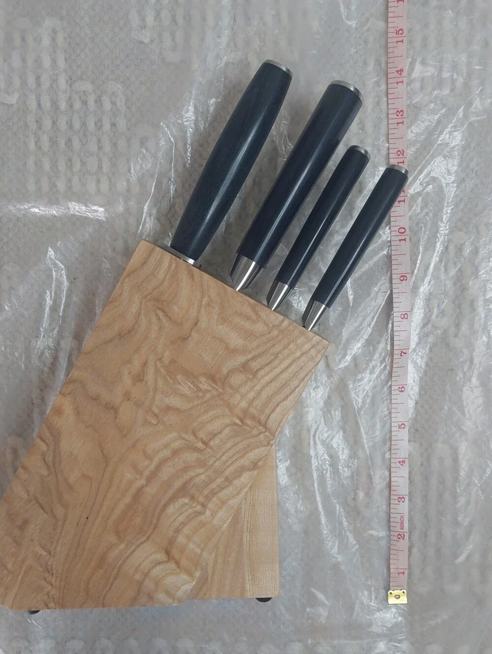 NEW! Quince Essentials Japanese Damascus Steel Knife & Block Set! (Z77)